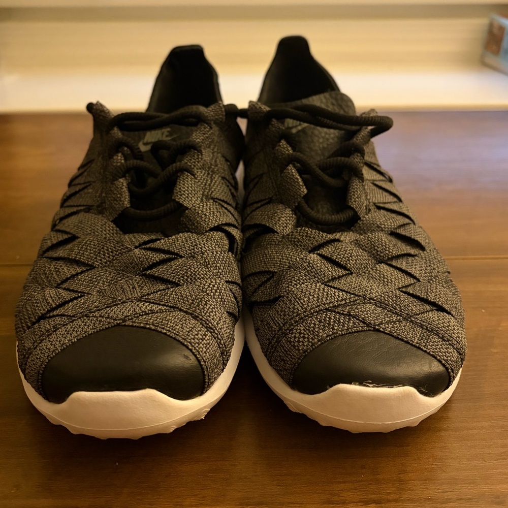 Nike Women’s Grey Woven Sneakers